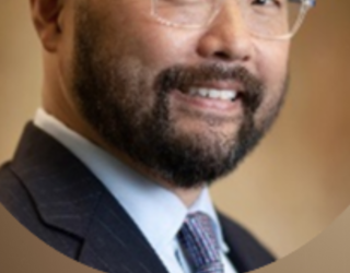 Headshot of David Cho