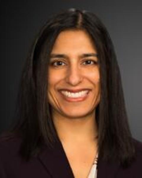 Ritu Kalra Headshot